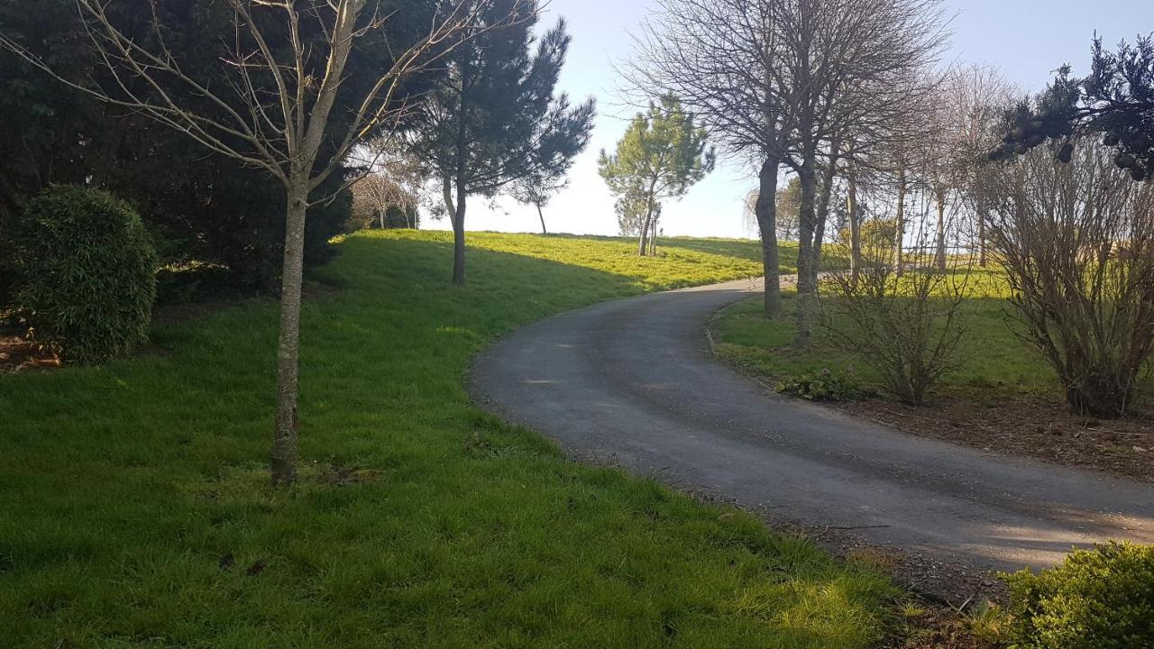 Le Domaine Des Roseraies Monfréville Exterior foto